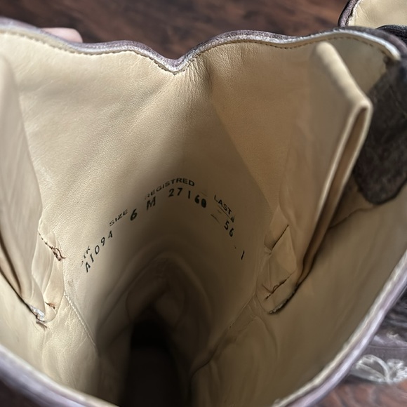 Corral distressed brown embroidered boots 👢 snip toe - Picture 10 of 14